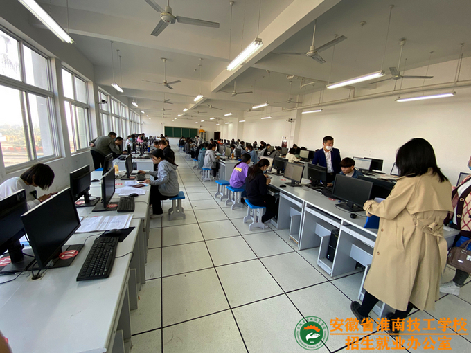 报名-1.jpg
